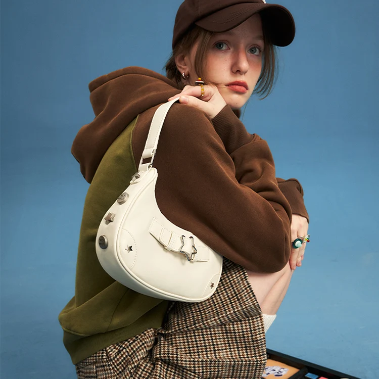 Vanwalk Water-Resistant Space Rabbi shoulder bag V2573 - Image 3
